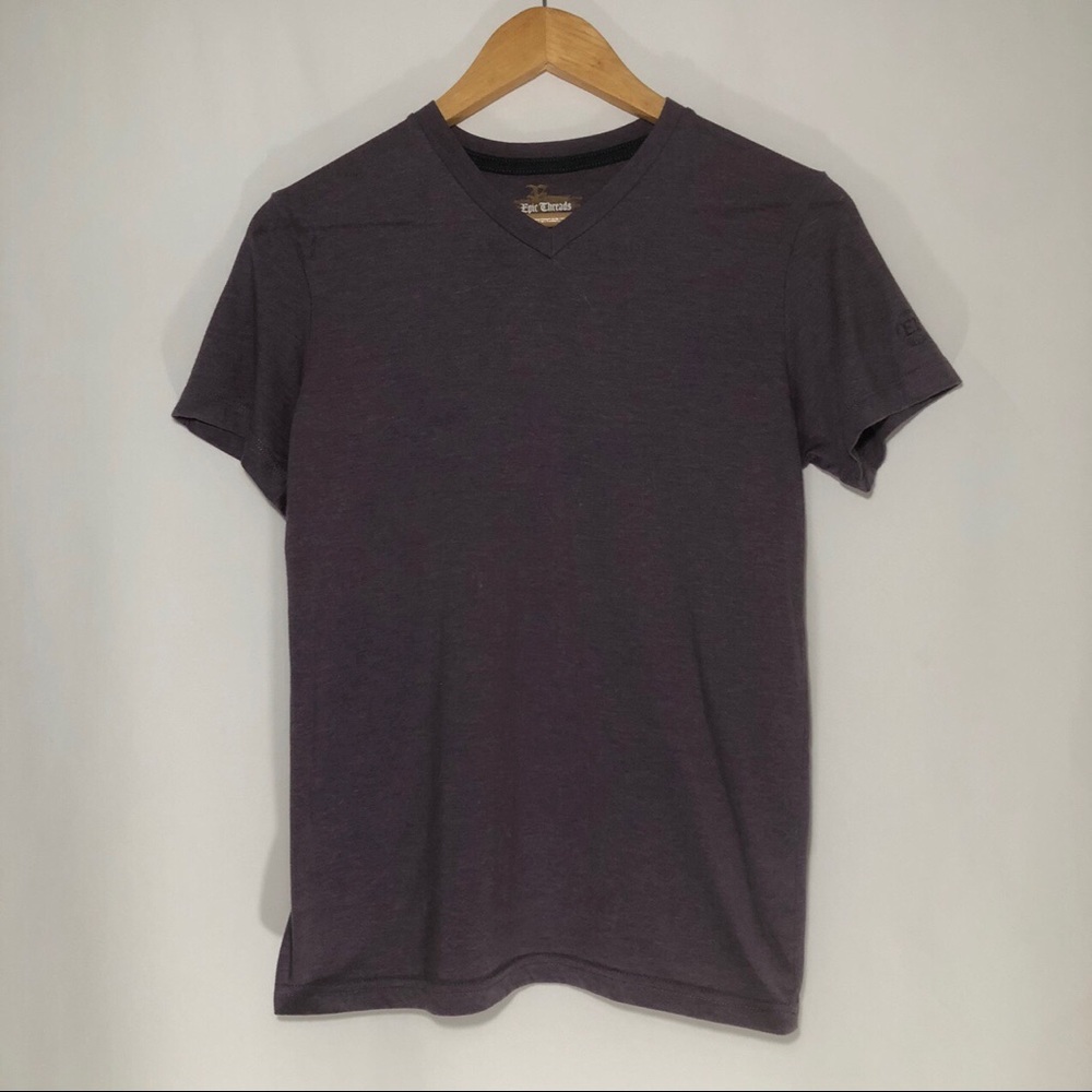 💜EPIC THREADS MENS LARGE SHIRT SHALLOW VNECK PURPLE SHORT SLEEVE TOP💜